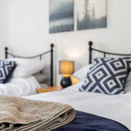 A Modern And Cosy Apartment Just Yards From Brixham'S Bustling Harbourside Luaran gambar
